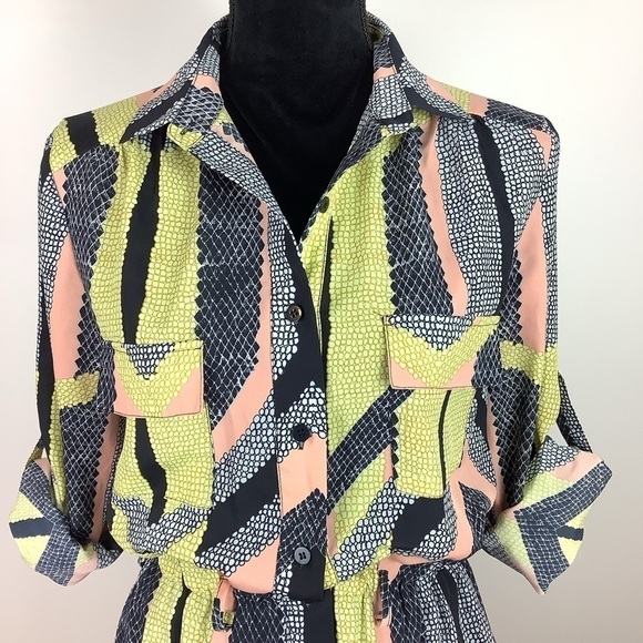 BAR III COLOURFUL PRINT BUTTON SHIRT DRESS - Picture 2 of 8